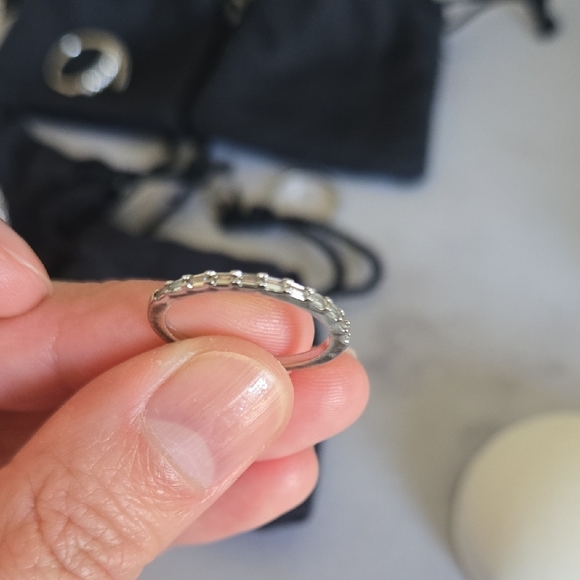 Elegant Silver Rings Set - Picture 5 of 6